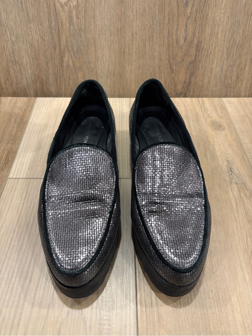 Donald Pliner Elen Metallic Gun Metal Slip on Loafer size 9.5